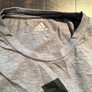 Boys short sleeves, Adidas t-shirt gray size M 10/12